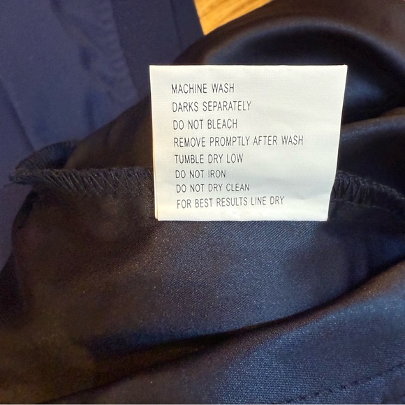 IXSPA Men's Navy Golf Vest - NWT, Size L - Picture 5 of 5